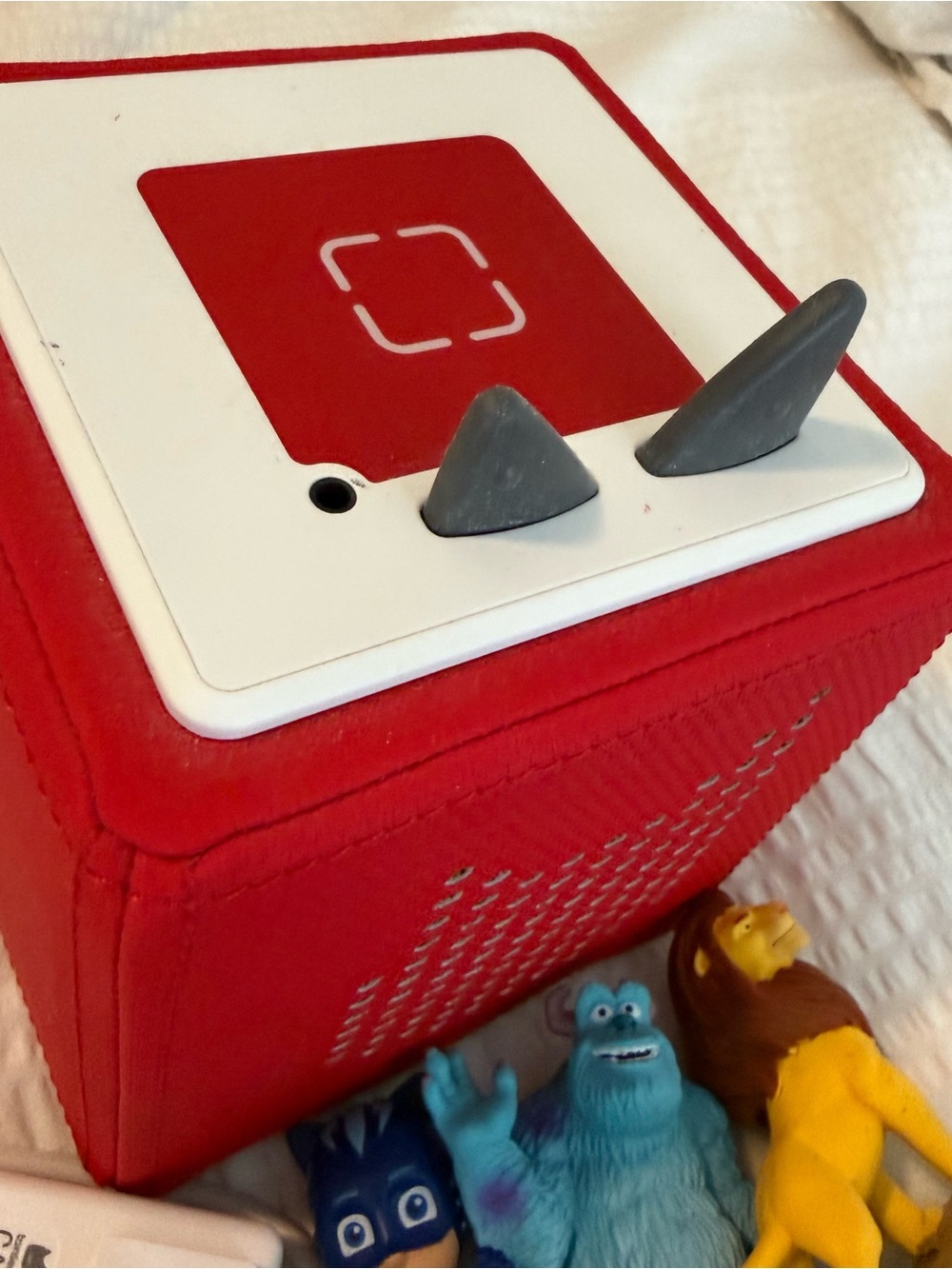 Toniebox 1, original version, with 12 tonies